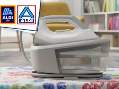 Modernes Aldi Bügeleisen mit großem Wassertank auf bunt gemustertem Tisch.